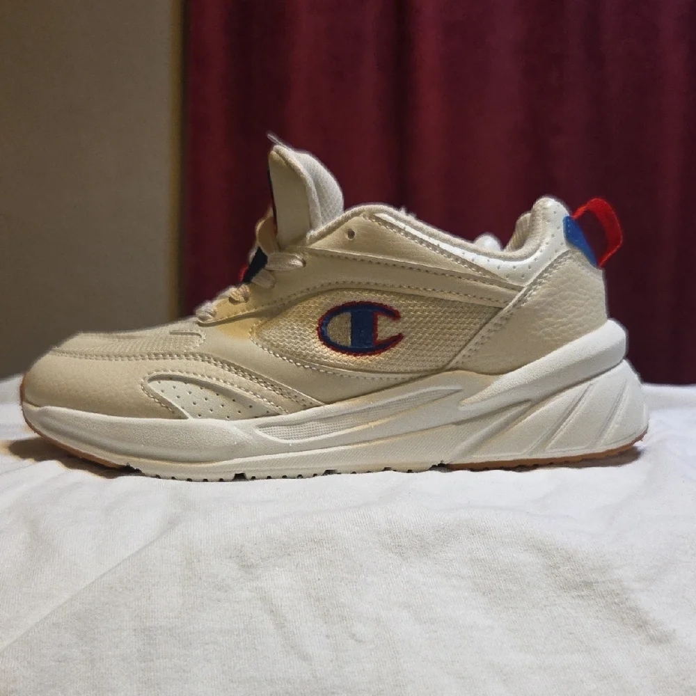 Champion Cream and Red Sneakers with Chunky Design - Picture 2 of 4